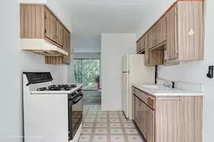 11519 S Kedzie Ave, Merrionette Park, IL 60803 - Photo 19