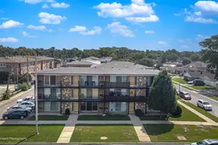 11519 S Kedzie Ave, Merrionette Park, IL 60803 - Photo 1
