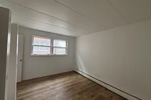 11519 S Kedzie Ave, Merrionette Park, IL 60803 - Photo 5