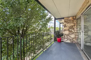 11519 S Kedzie Ave, Merrionette Park, IL 60803 - Photo 11
