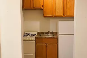2536 N Sawyer Ave, Chicago, IL 60647 - Photo 3