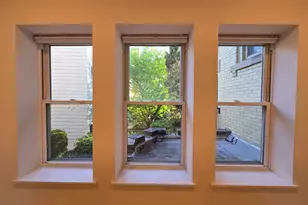2834 N Dawson Ave, Chicago, IL 60618 - Photo 5