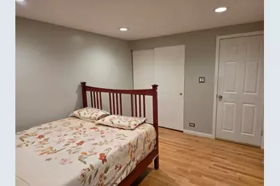 1719 W Lexington Drive, Arlington Heights, IL 60004 - Photo 9