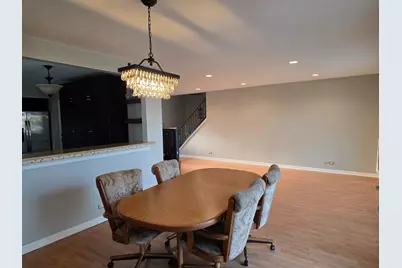 1719 W Lexington Drive, Arlington Heights, IL 60004 - Photo 3