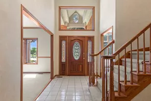 1599 Far Hills Dr, Bartlett, IL 60103 - Photo 3