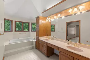 1599 Far Hills Dr, Bartlett, IL 60103 - Photo 19