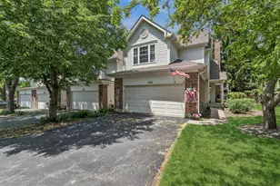 2216 Seaver Ln, Hoffman Estates, IL 60169 - Photo 1