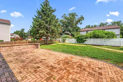2158 Countryside Circle, Naperville, IL 60565 - Photo 35