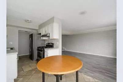 1957 Wildwood Circle, Glendale Heights, IL 60139 - Photo 5