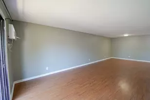 31 Washington Blvd, Mundelein, IL 60060 - Photo 11