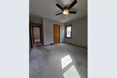 710 Catherine Street, Joliet, IL 60435 - Photo 11