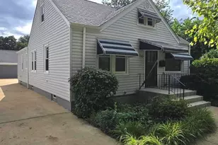 710 Catherine St, Joliet, IL 60435 - Photo 1