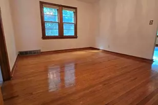 710 Catherine St, Joliet, IL 60435 - Photo 13