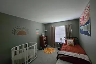 533 N Red Deer Rd, Round Lake, IL 60073 - Photo 9