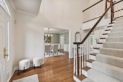 32 Ridgefield Lane, Burr Ridge, IL 60527 - Photo 7