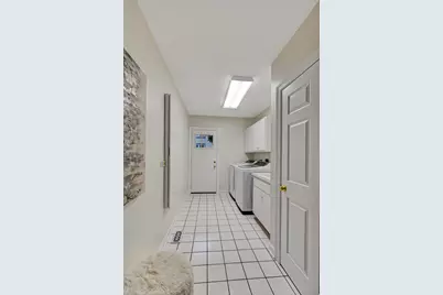 32 Ridgefield Lane, Burr Ridge, IL 60527 - Photo 23