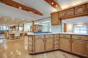 605 N Windsor Dr, Mount Prospect, IL 60056 - Photo 7