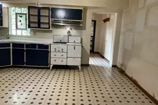 11335 S Forrestville Ave, Chicago, IL 60628 - Photo 5