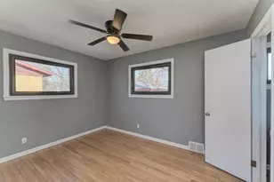 353 W Hickory St, Chicago Heights, IL 60411 - Photo 15