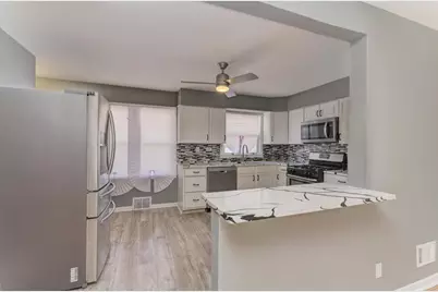 353 W Hickory Street, Chicago Heights, IL 60411 - Photo 5