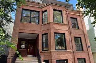 1242 W Winnemac Ave, Chicago, IL 60640 - Photo 1