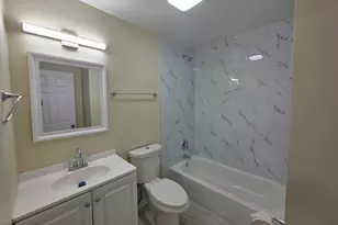 217 S Channel Dr, Round Lake Beach, IL 60073 - Photo 9