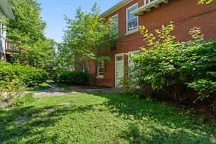 1235 5 Ridge Ave, Evanston, IL 60202 - Photo 3
