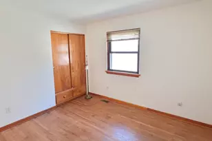 1904 Oakland Ave, Crest Hill, IL 60403 - Photo 15