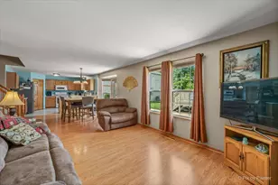 296 W Daisy Cir, Romeoville, IL 60446 - Photo 21