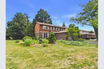 2541 Cobblewood Drive, Northbrook, IL 60062 - Photo 1