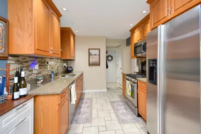 1562 Hunt Drive #B, Normal, IL 61761 - Photo 9