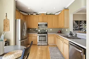 1385 New Haven Dr, Cary, IL 60013 - Photo 5