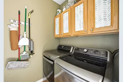 1385 New Haven Drive #1385, Cary, IL 60013 - Photo 7