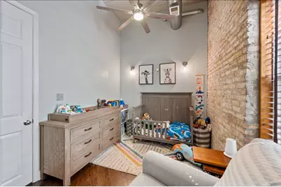 2117 W Belmont Avenue #2, Chicago, IL 60618 - Photo 15