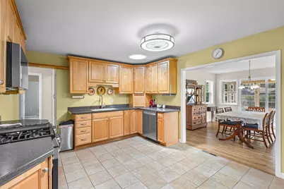 1125 Highland Road, Mundelein, IL 60060 - Photo 5