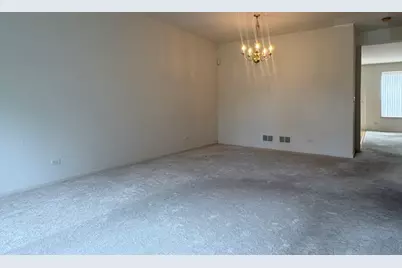 1295 Georgetown Way, Vernon Hills, IL 60061 - Photo 5