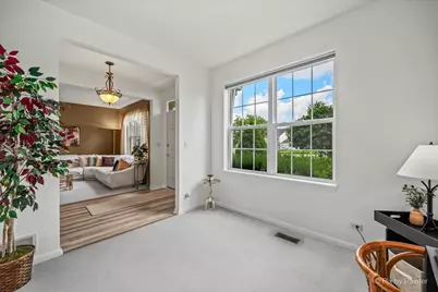 2886 Camden Drive, West Chicago, IL 60185 - Photo 5