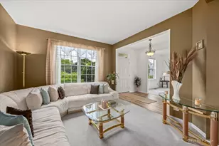 2886 Camden Dr, West Chicago, IL 60185 - Photo 9