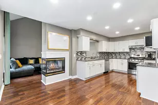 1559 Laurel Oaks Dr, Streamwood, IL 60107 - Photo 3