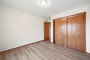 1402 Enborn Dr, Joliet, IL 60431 - Photo 15