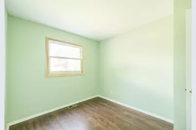 542 S 14th Street, Saint Charles, IL 60174 - Photo 7