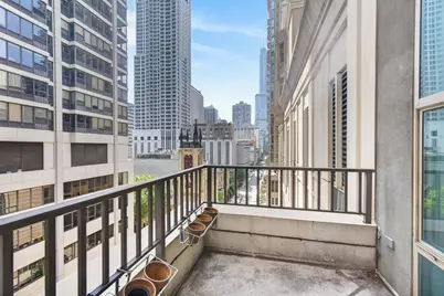 25 E Superior Street #1006, Chicago, IL 60611 - Photo 19