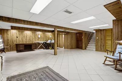 8716 N Harding Avenue, Skokie, IL 60076 - Photo 15