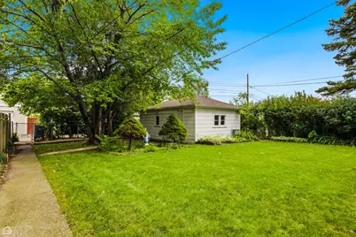 8716 N Harding Avenue, Skokie, IL 60076 - Photo 27