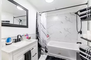 7740 Monitor Ave, Burbank, IL 60459 - Photo 13