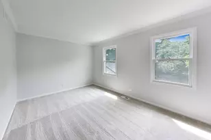249 Wilshire Rd, Lake Forest, IL 60045 - Photo 33