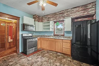 905 E Pells Street, Paxton, IL 60957 - Photo 11