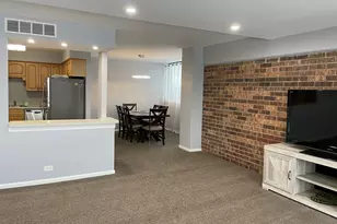 101 Bar Harbour Rd, Schaumburg, IL 60193 - Photo 7