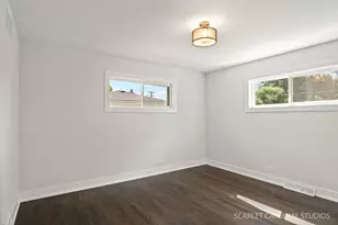 237 Terry Ln, Villa Park, IL 60181 - Photo 9