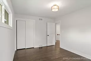 237 Terry Ln, Villa Park, IL 60181 - Photo 11